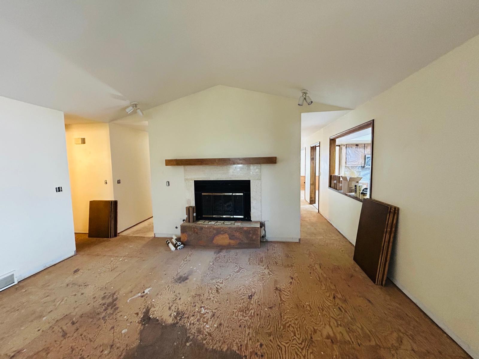 Whole-Home Interior Paint & New Floors, photo 4